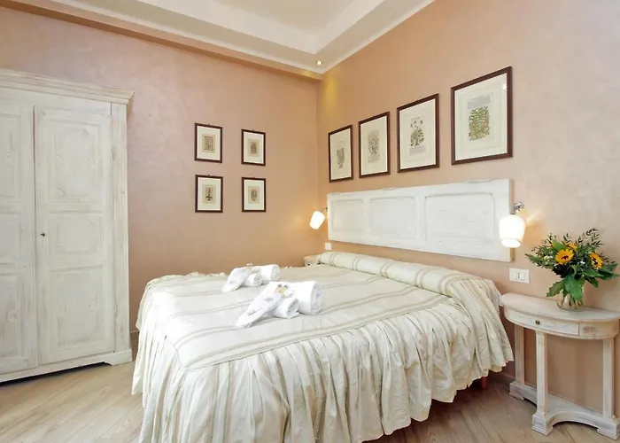 Deco\'S Place Roma Teodora